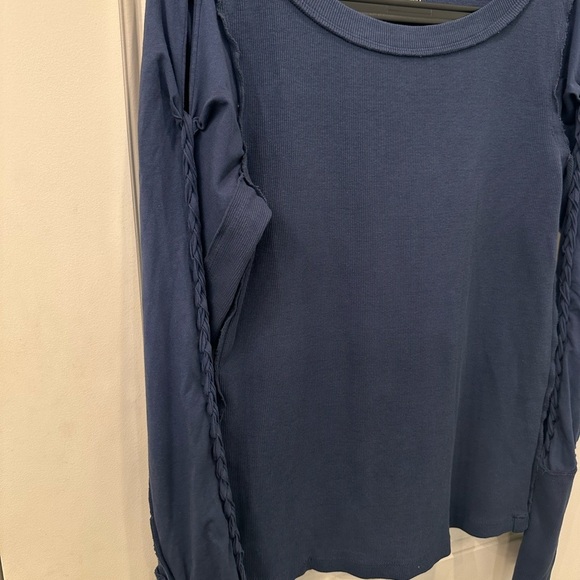 This item is no longer available - Picture 3 of 6